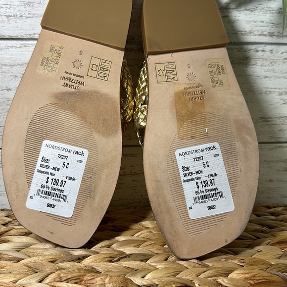 STUART WEITZMAN  gold sandal size 5 - Picture 3 of 8
